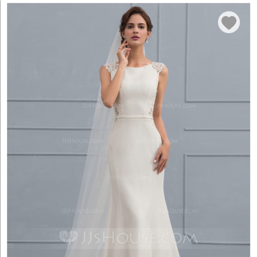 Elegant White Lace Wedding Dress